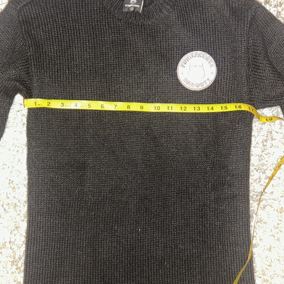 NWT FINGERCROXX APPAREL BIGFOOTX JACQUARD KNIT SWEATER - Picture 5 of 7